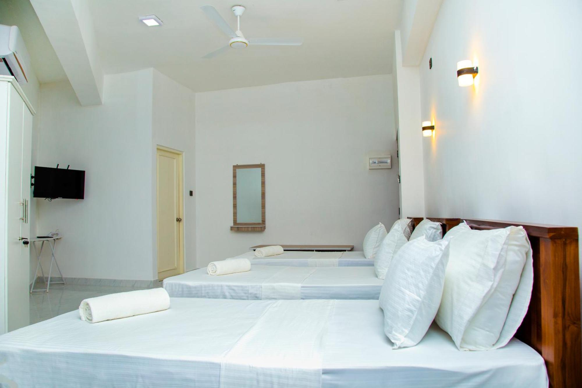Hotel Crown Regency- Badulla Exterior foto