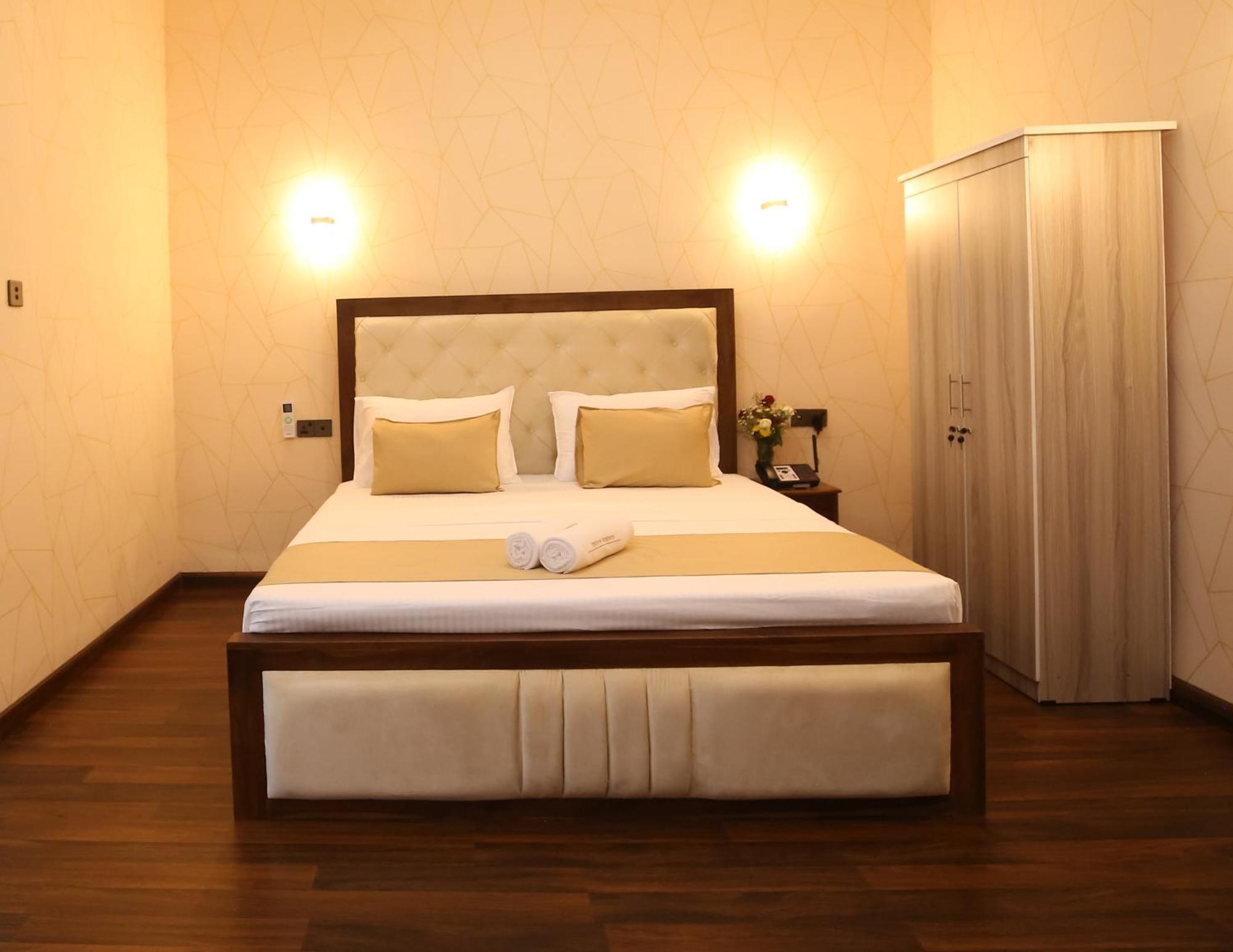 Hotel Crown Regency- Badulla Exterior foto
