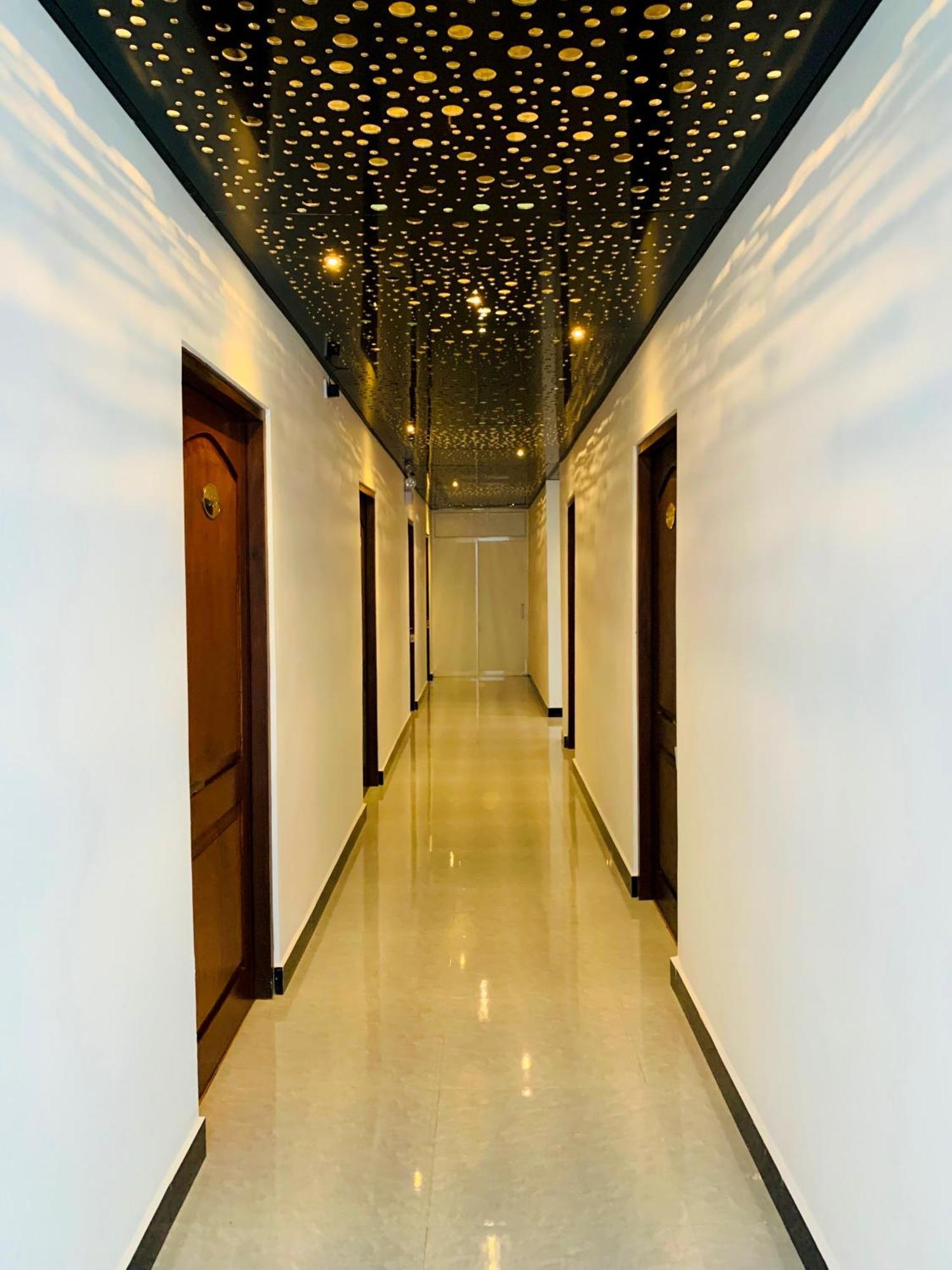 Hotel Crown Regency- Badulla Exterior foto